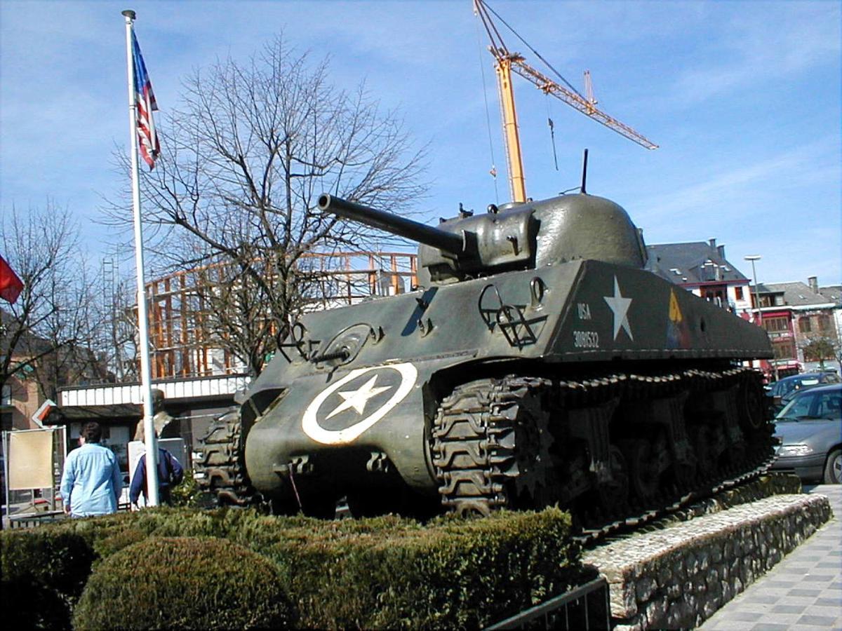 Appart Hotel En Ville Bastogne Eksteriør bilde